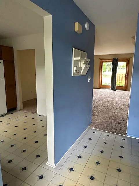 2 bed, 1280 sqft, $1,705 — Photo 4
