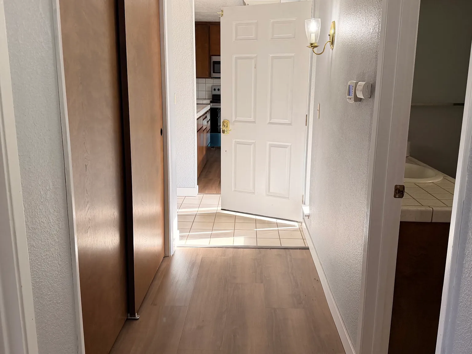 2 bed, 1275 sqft, $2,750 — Photo 3