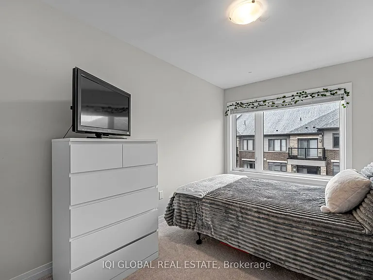 585 Colborne St #1303 — Photo 35