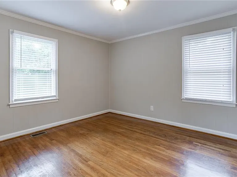 1640 Belle Isle Cir NE — Photo 20