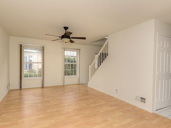 4th image of 1509 Laurel Oaks Dr #1509