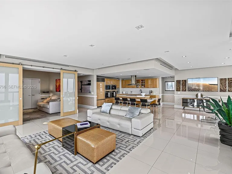 6899 Collins Ave #2708 — Photo 36