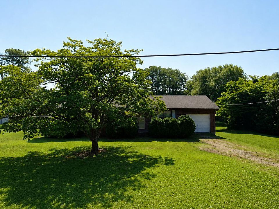 1st image of 111 Cinder Nook Dr