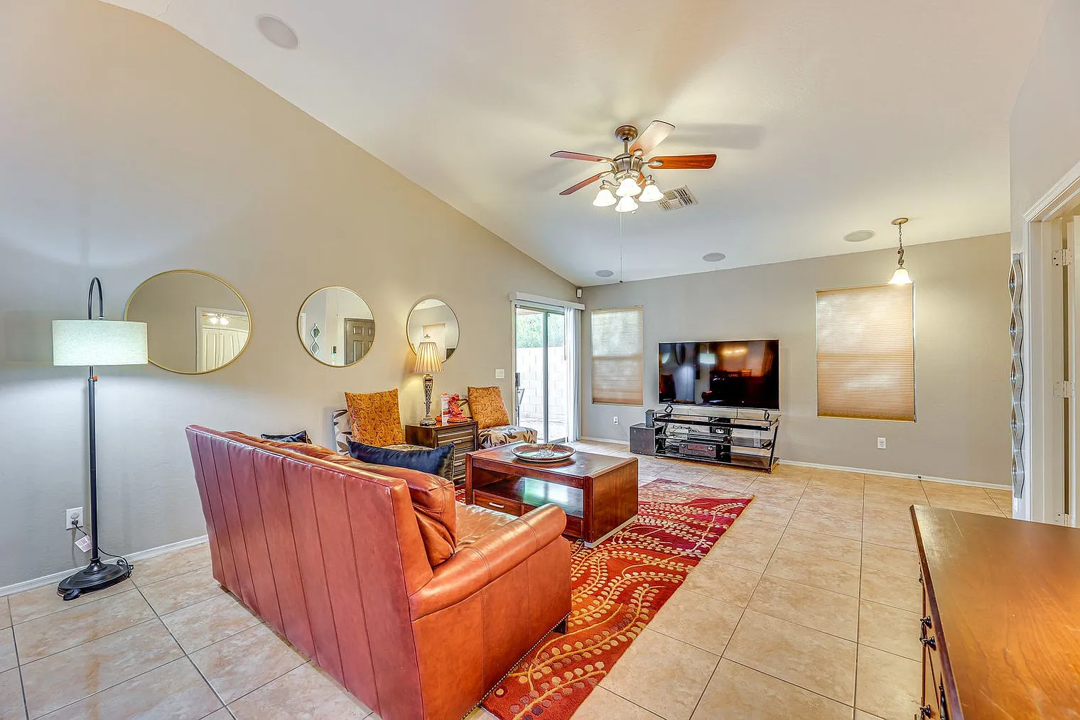 4 bed, 2.0 bath, 1517 sqft, $4,257 — Photo 1