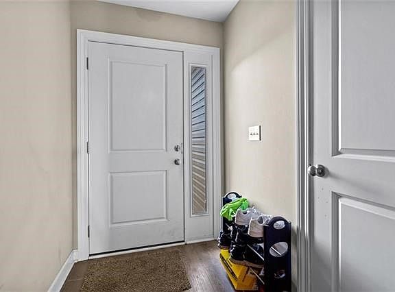 2nd image of 10547 Clubhouse Dr