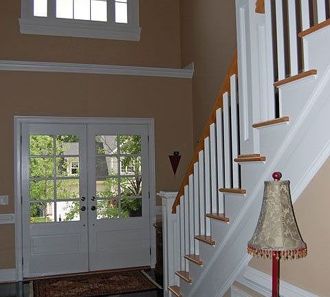 2-Story Foyer
