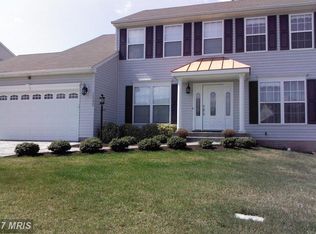 13828 Redstone Dr, Woodbridge, VA 22193