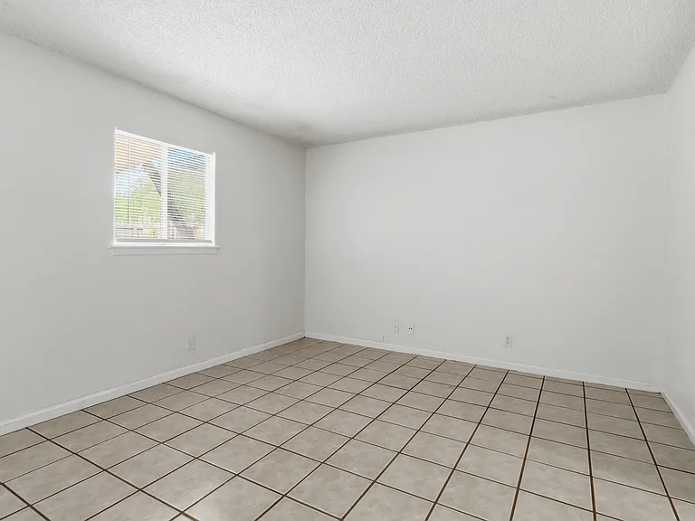 4813 Fred May St — Photo 16