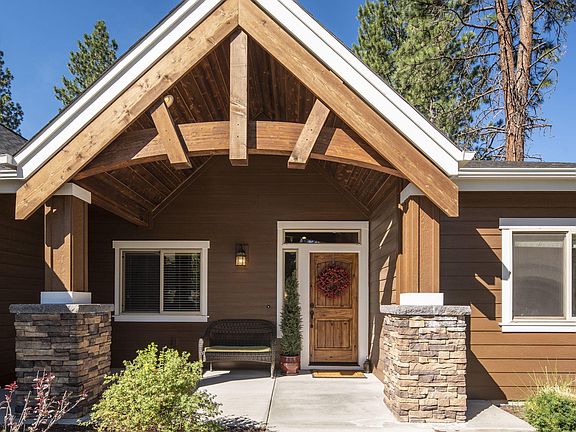 2nd image of 60315 Arapaho Ln
