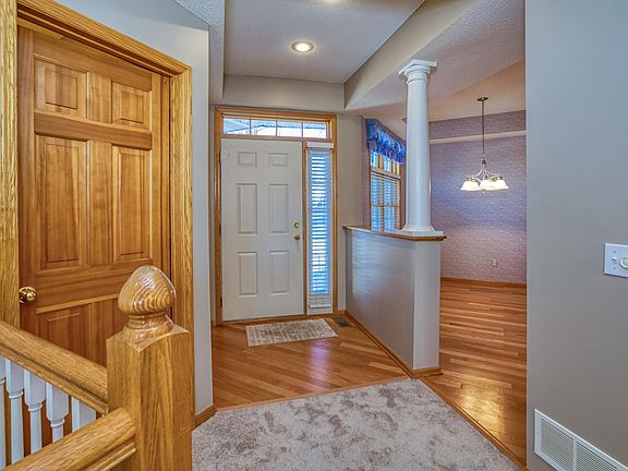 3rd image of 16313 Crystal Hills Dr