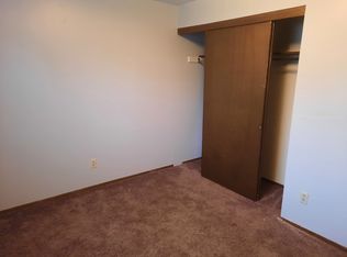 3121 Belmont St APT C, Hutchinson, KS 67502
