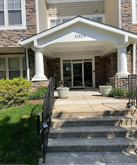 12824 Clarksburg Square Rd #304 — Photo 2