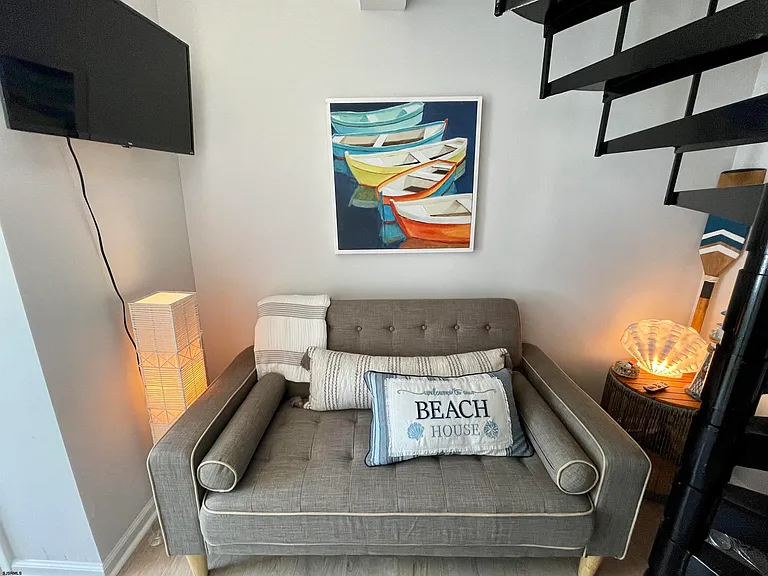 9510 Amherst Ave #149 — Photo 4