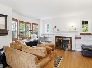 8209 Meadowbrook Ln, Chevy Chase, MD 20815