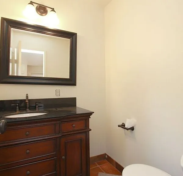1722 Grove St — Photo 11