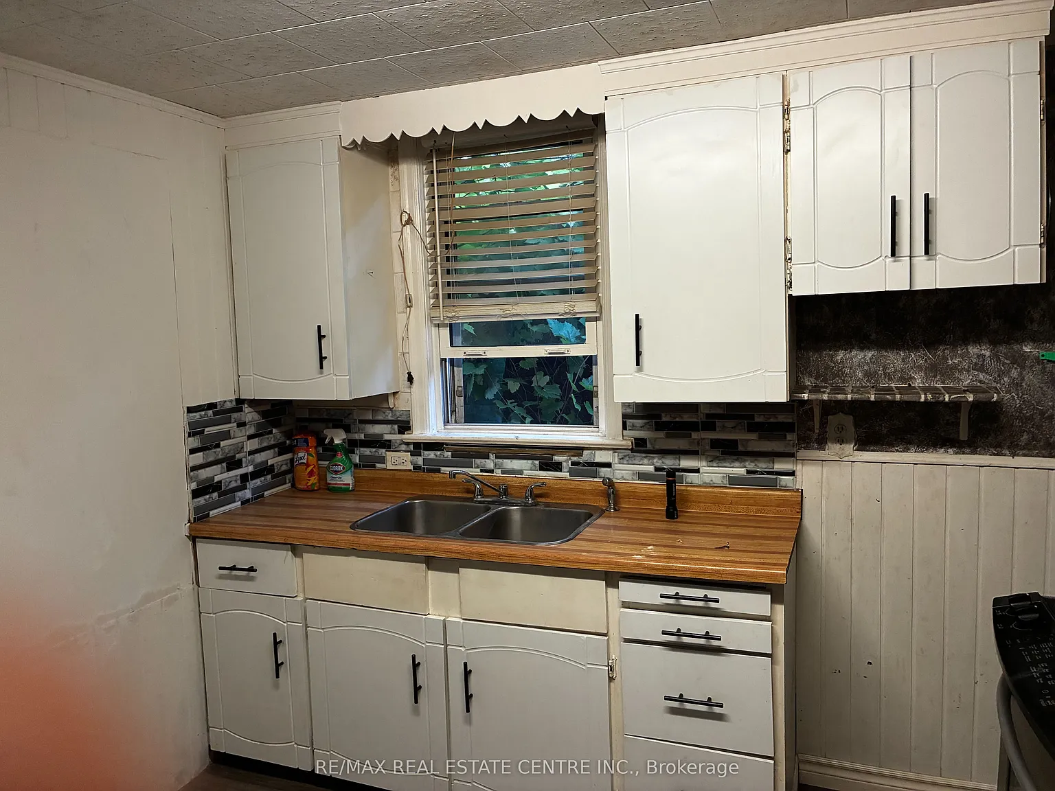 2 bed, $2,200 — Photo 4