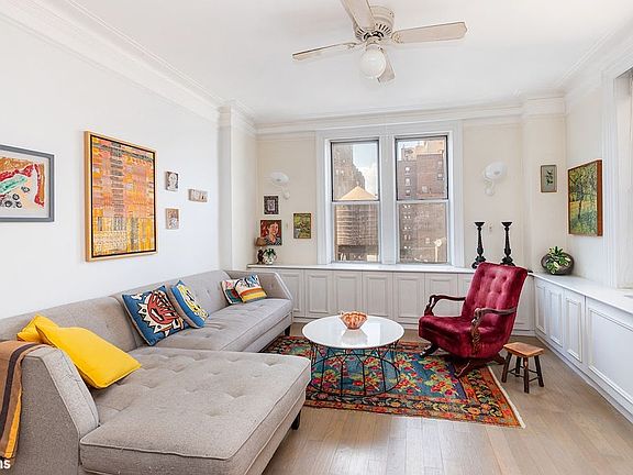 4th image of 895 W End Ave APT 10C