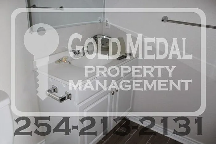 503 Longhorn Cir — Photo 16