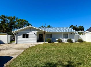 1057 Willis Ave, Sarasota, FL 34232