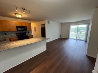 7639 Sylvan Towne Dr #211, Sylvania, OH 43560