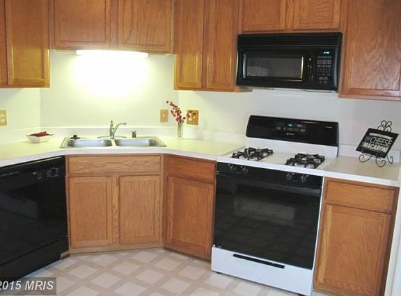 2nd image of 12508 Heykens Ln
