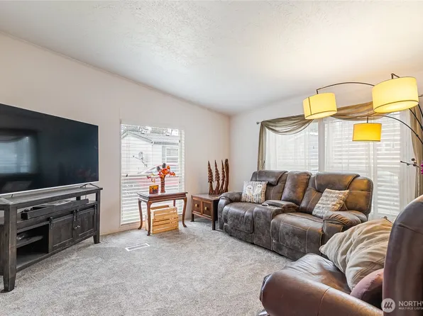 2350 Douglas Road #17, Ferndale, WA 98248