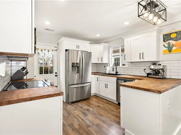 162 W Seaview Ave, Norfolk, VA 23503