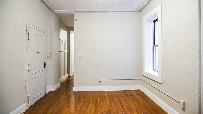 Rented by Nooklyn NYC LLC | media 5