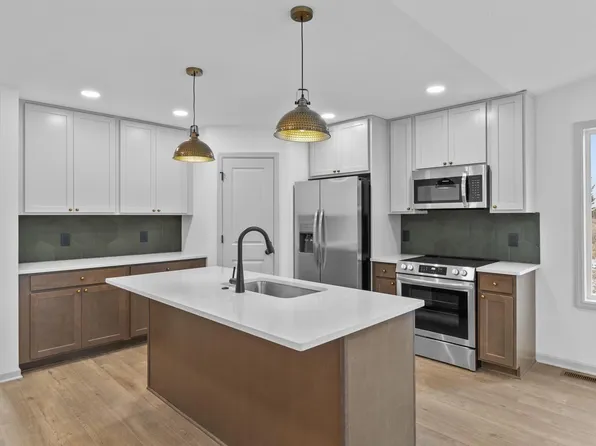 9494 Andrew Ave, Elko New Market, MN 55020