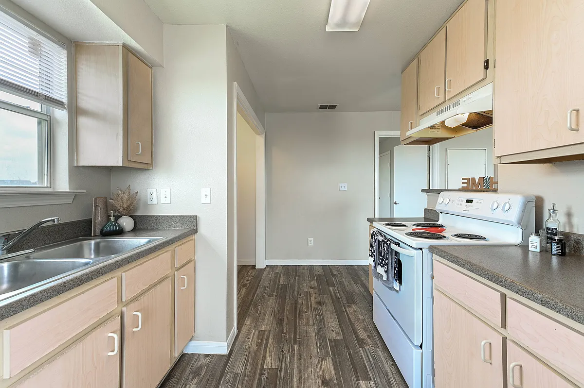 Modern Kitchen at Rancho de Luna - Rancho de Luna