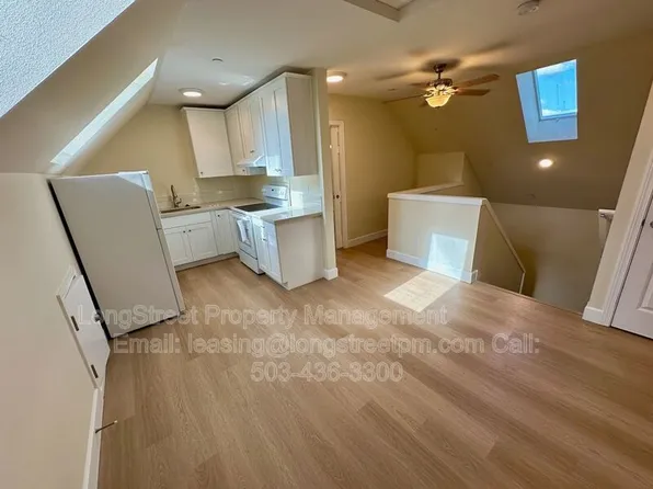 2625 NE Clackamas St #4, Portland, OR 97232