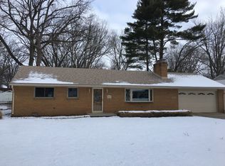 107 Parkside Dr, Swanton, OH 43558