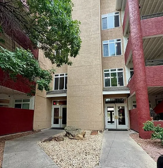 175 W Cheyenne Rd #312 — Photo 2