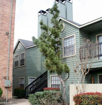 2nd image of 6101 Antoine Dr APT 332