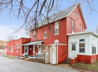 1749 Lyon St, Des Moines, IA 50316