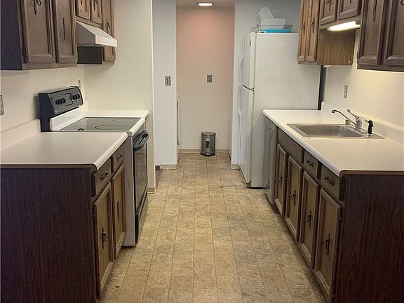 4th image of 8618 Onyx Drive SW