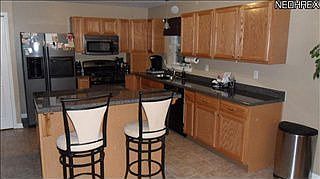 3rd image of 5631 Birchwood Dr