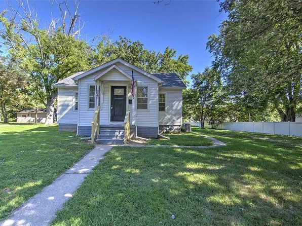 3540 E Corman St, Decatur, IL 62521