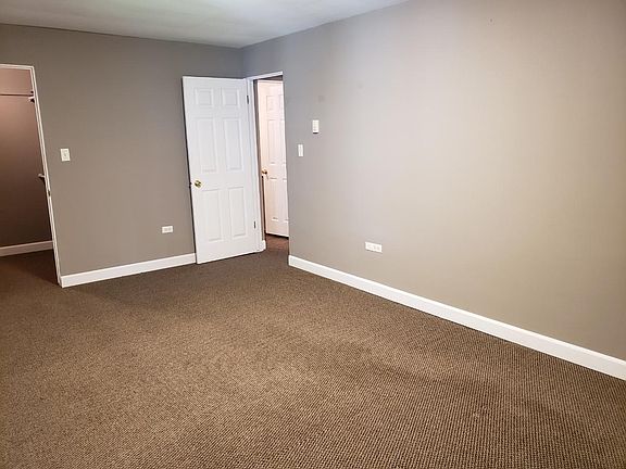 2nd image of 8811 Schneider Ave