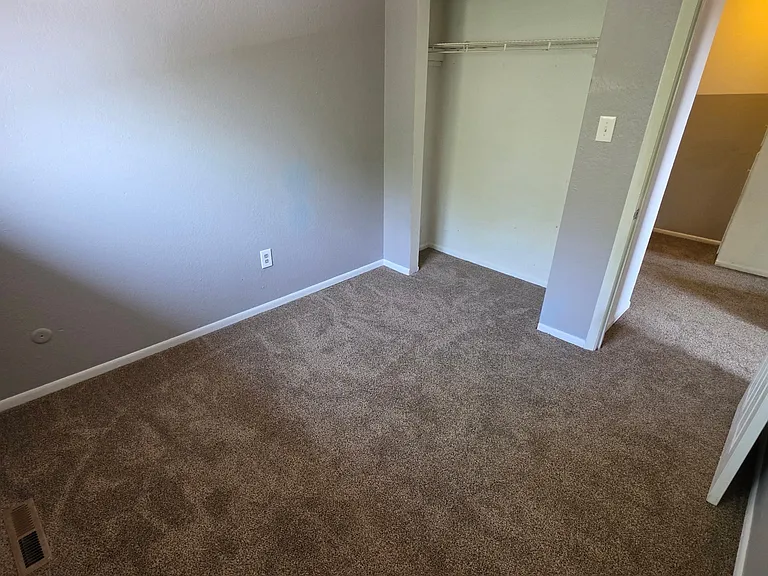 405 Loma Linda Dr #D — Photo 10