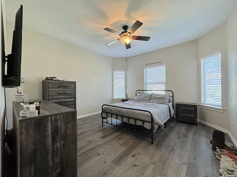 14215 Bluesky Point Ct — Photo 11