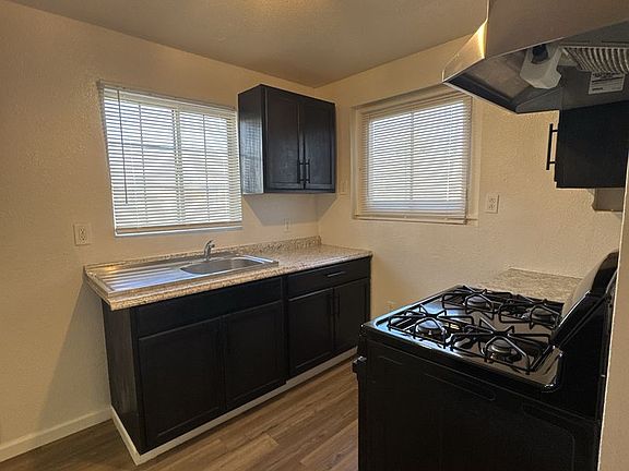 3rd image of 500 W School Ave
