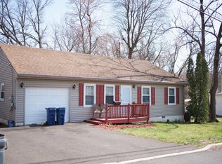 1649 Washington Ave, Willow Grove, PA 19090
