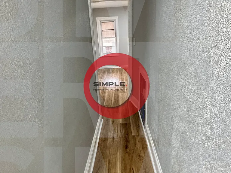 426 Wunder St — Photo 2