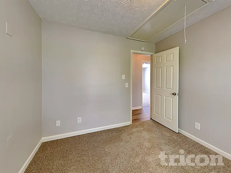 1455 Enchanted Forest Dr — Photo 10