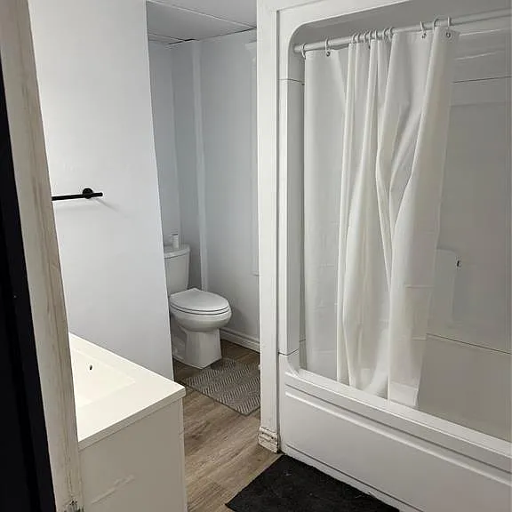 329 Randolph Ave #1 — Photo 4