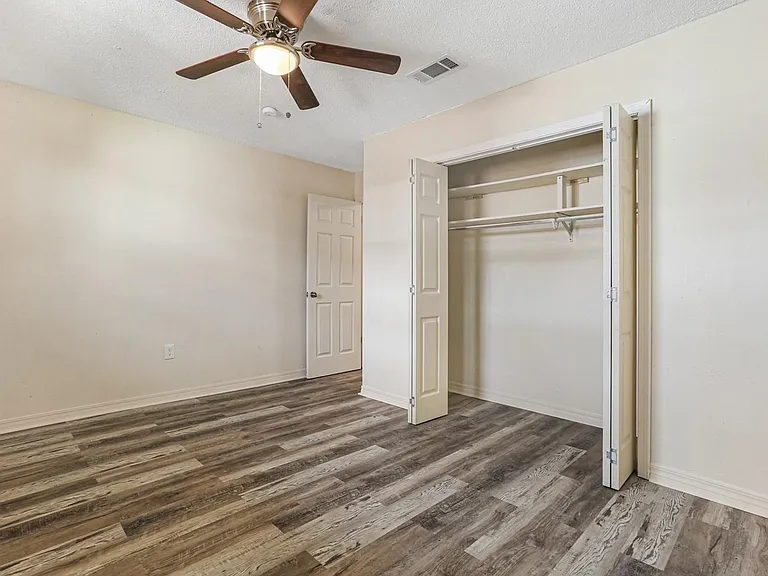 1113 Orange Blossom Ln #7 — Photo 12