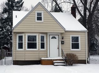 1090 Fort Park Blvd, Lincoln Park, MI 48146