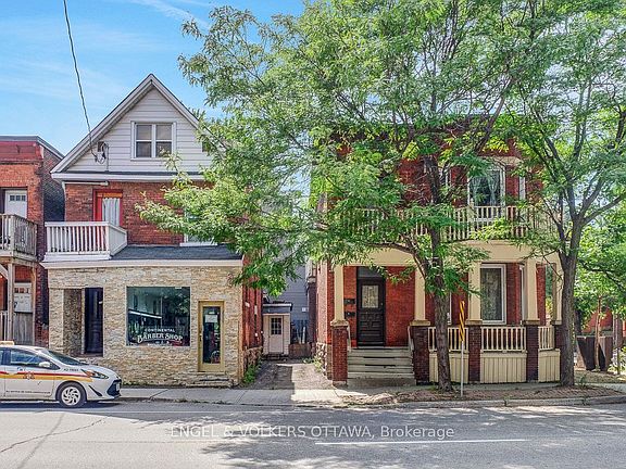 2nd image of 258 Kent St