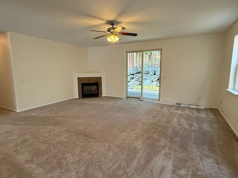 10669 SW Adele Dr — Photo 14